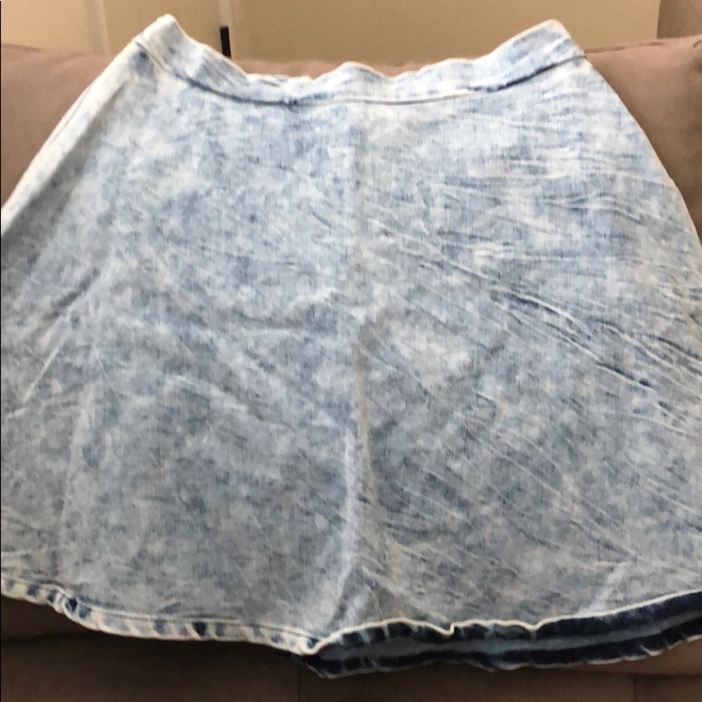 Acid wash skirt!